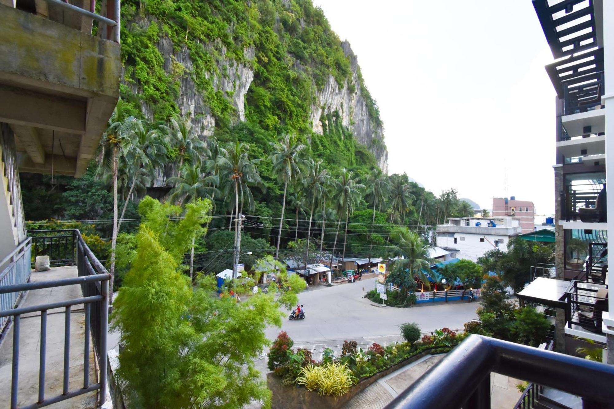Hotel Swiftlets 2*