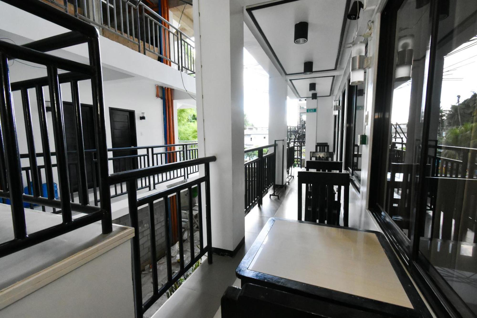 Swiftlets Hotel El Nido