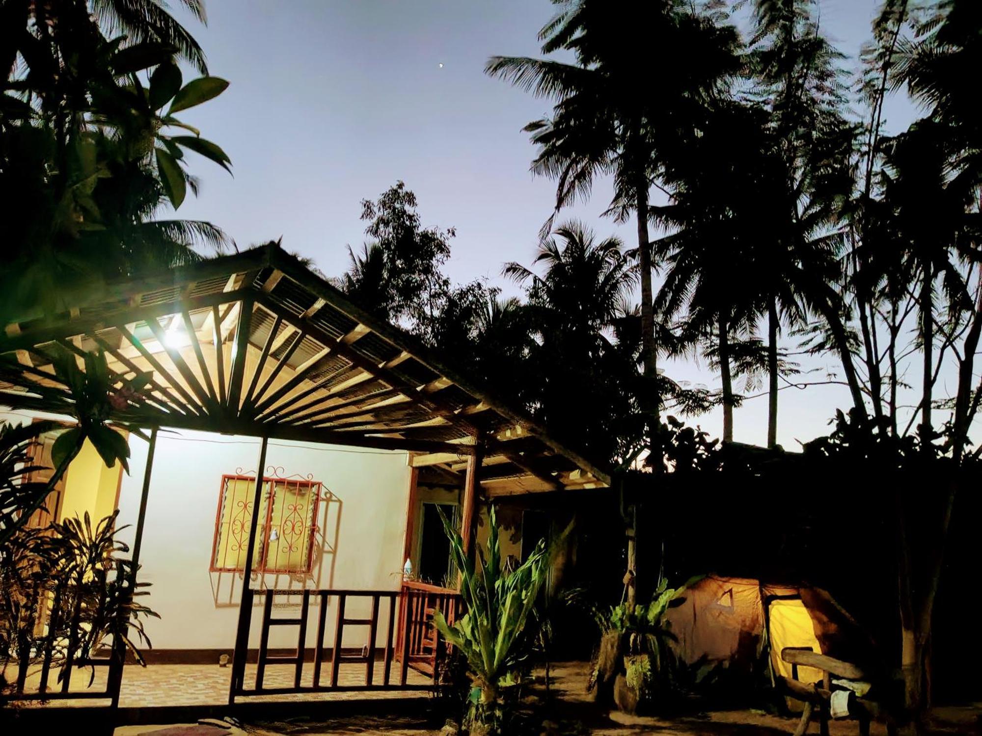 Akoya Sunset Camp Campsite El Nido