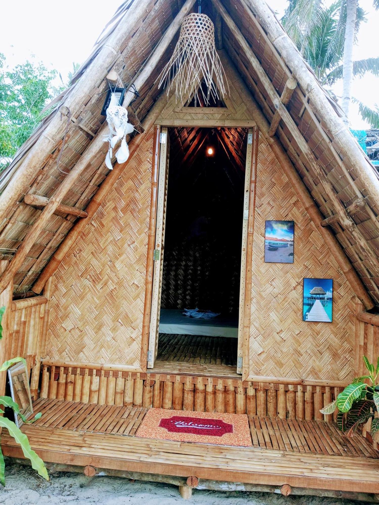 Akoya Sunset Camp Campsite El Nido