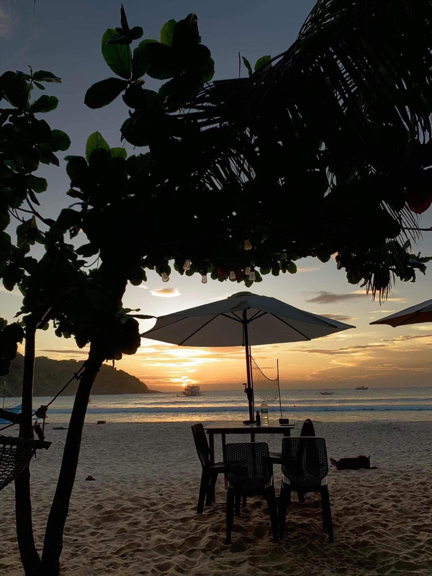 Baybayon Sunset Bed & Breakfast