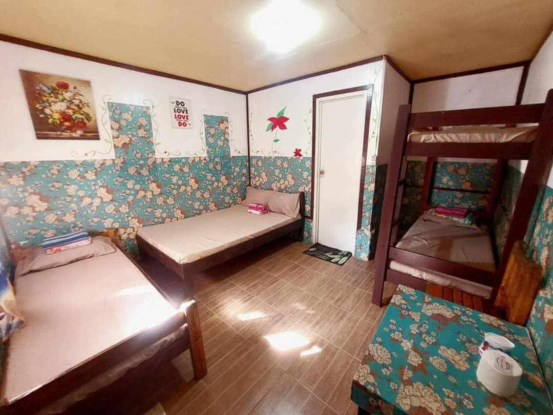 Sun Valley Backpackers Guest house