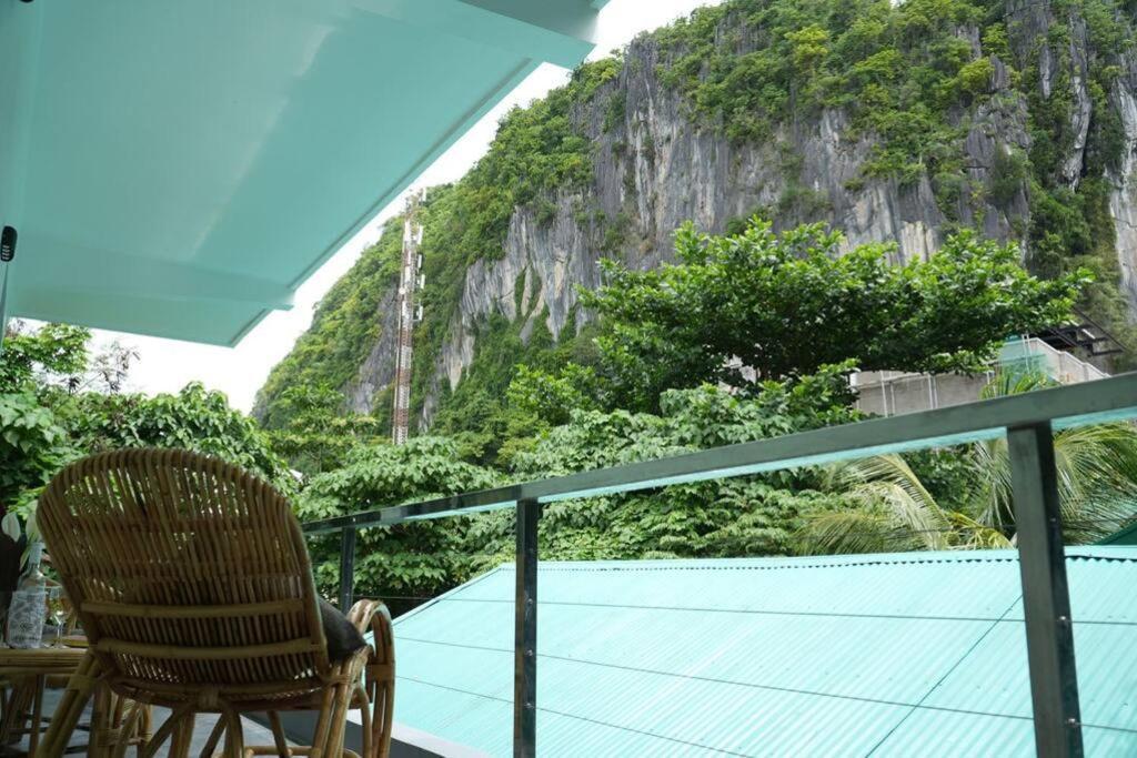 Villa Serene Icaro In Downtown With Cliff View *