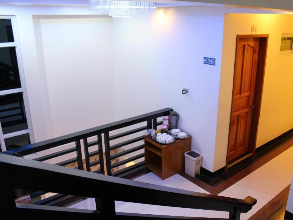 Citrine Travel Lodge