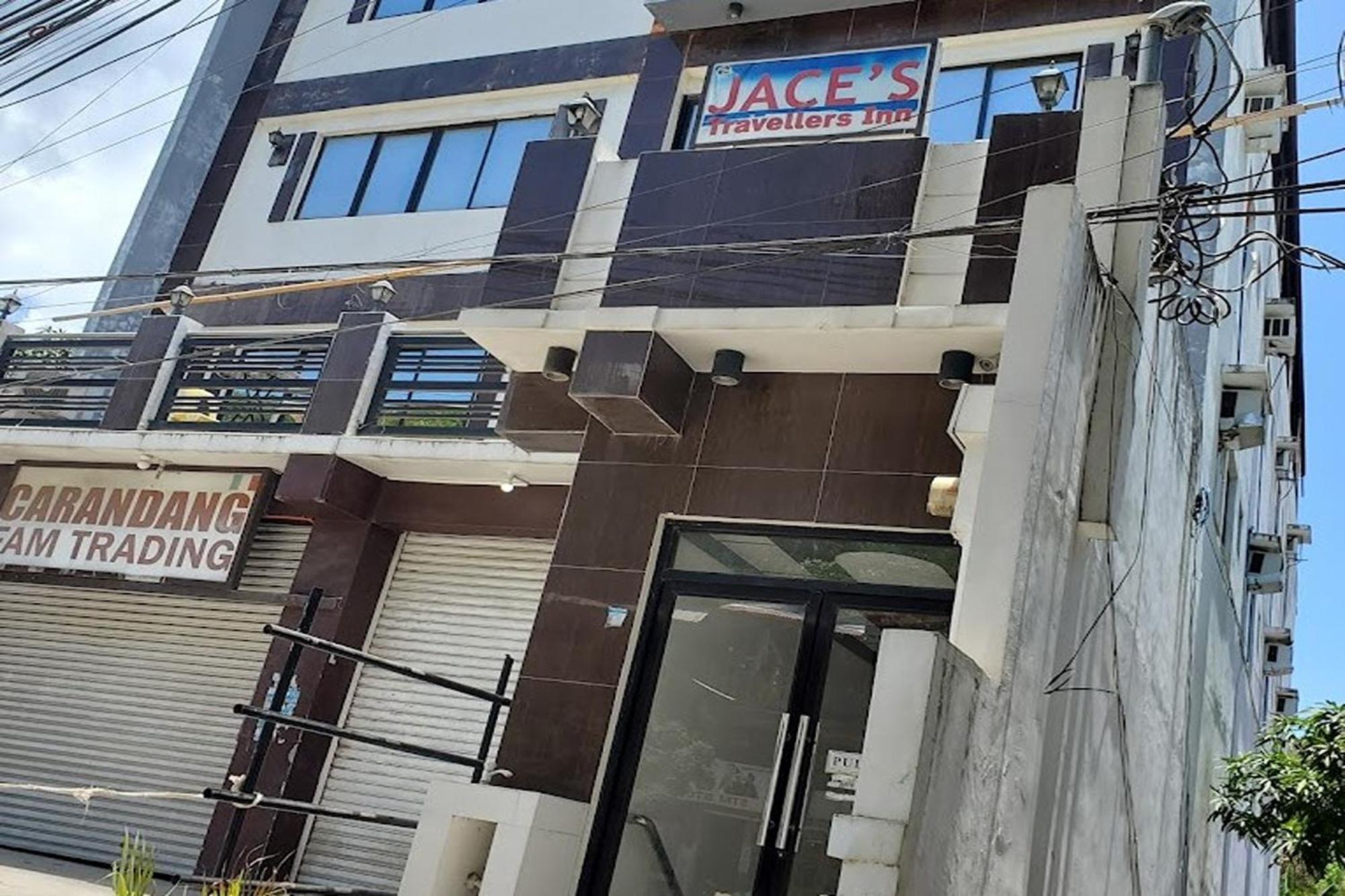 Jace's Travellers Inn 3*