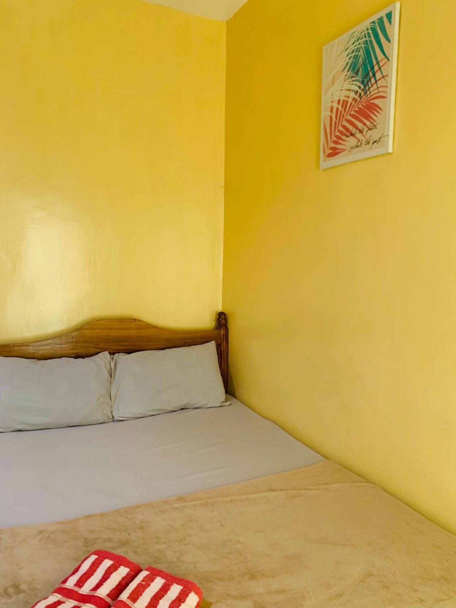 Guest house Francis Dale L6 *