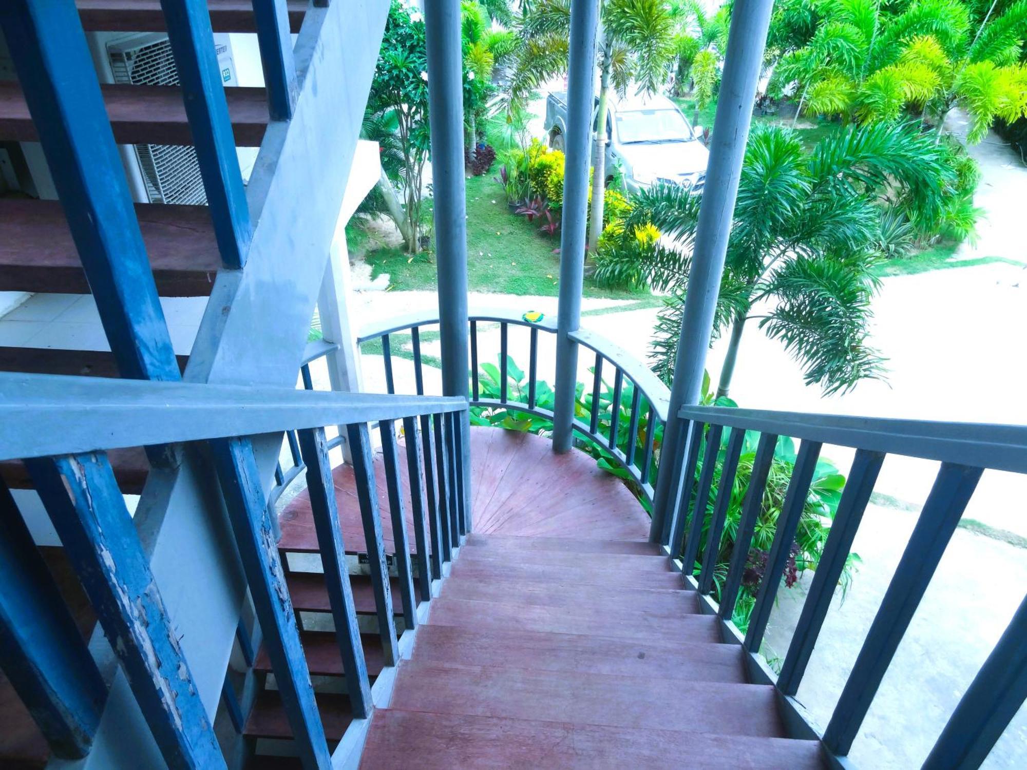 Mg Chateau Hotel
