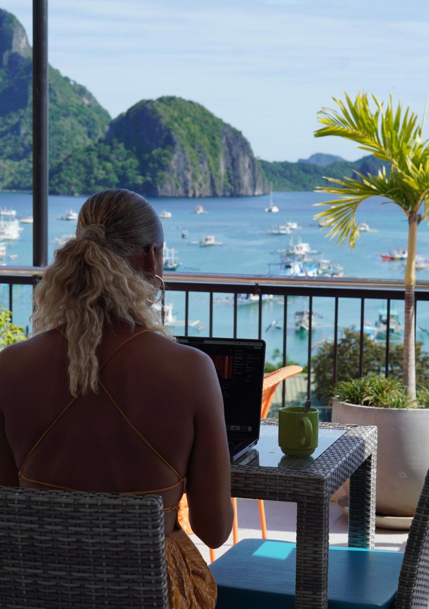 Sea Cocoon 3* El Nido