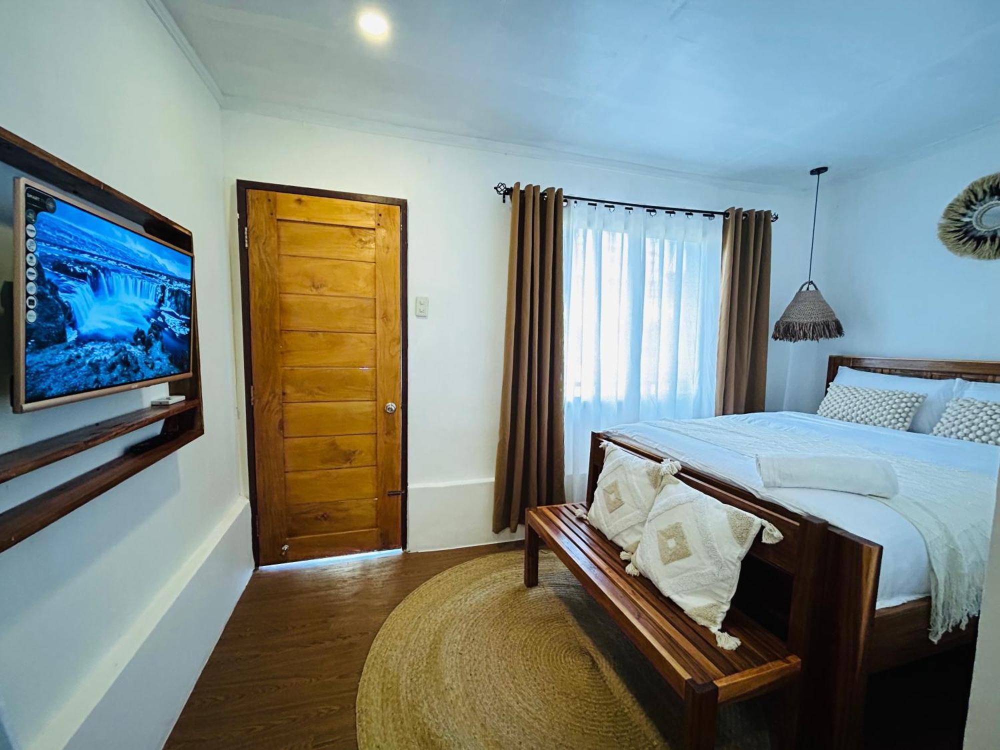 Hotel Lolas *
