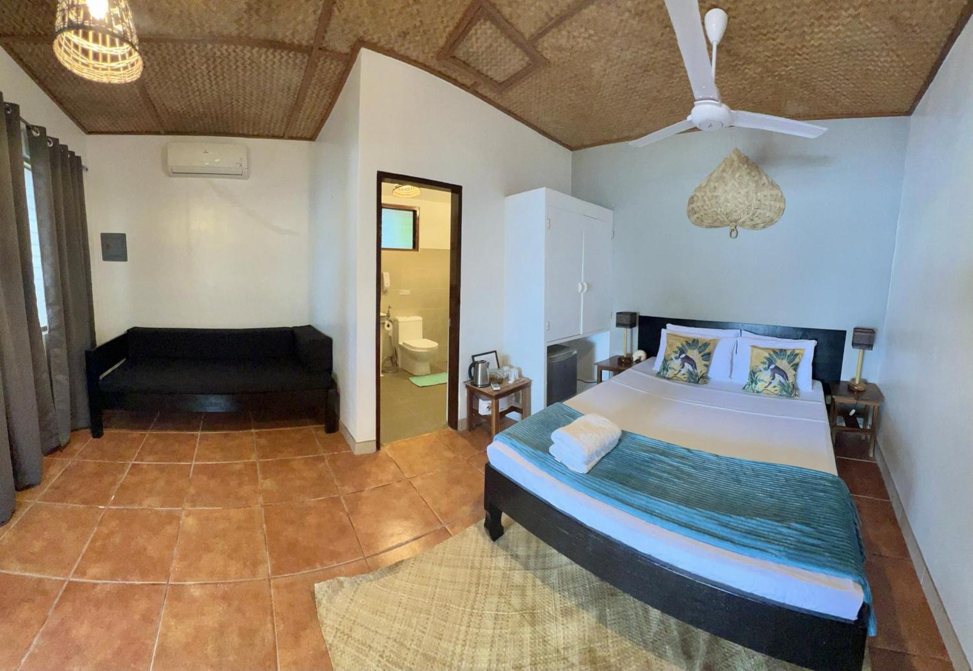 Golden Monkey Hotel 3*