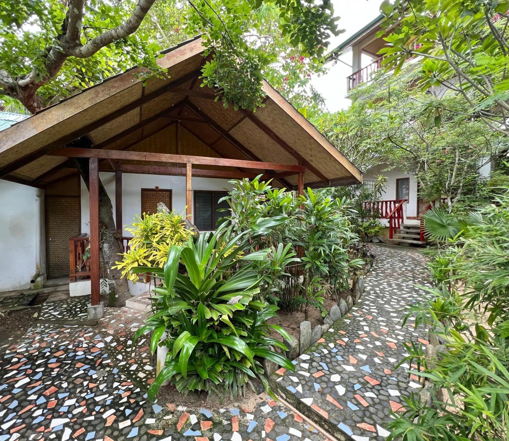 Golden Monkey Hotel El Nido