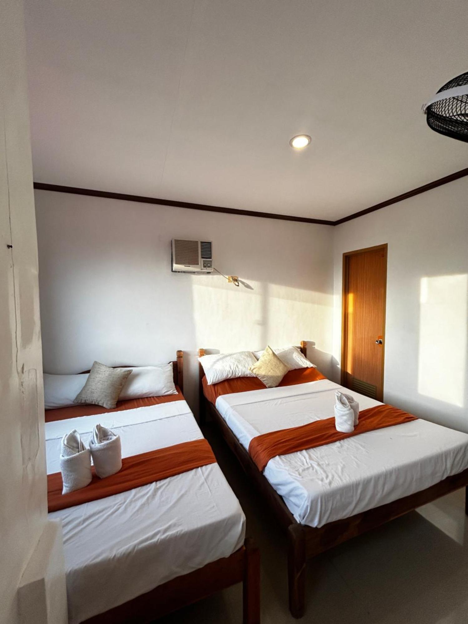 Brenmariel Tourist Bed & Breakfast *