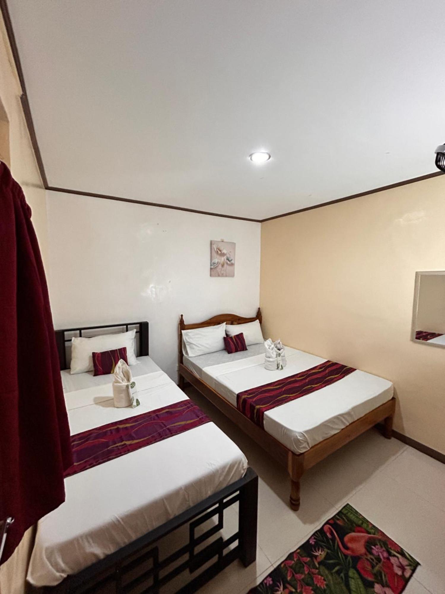 Brenmariel Tourist Bed & Breakfast *