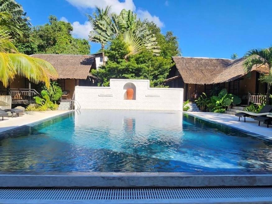 Lio Villas Resort 3*