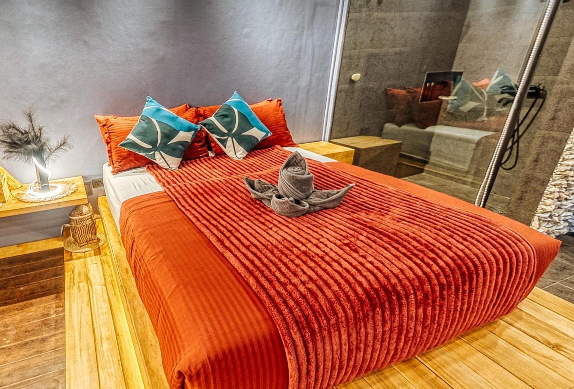 Rockinnest Boutique El Nido