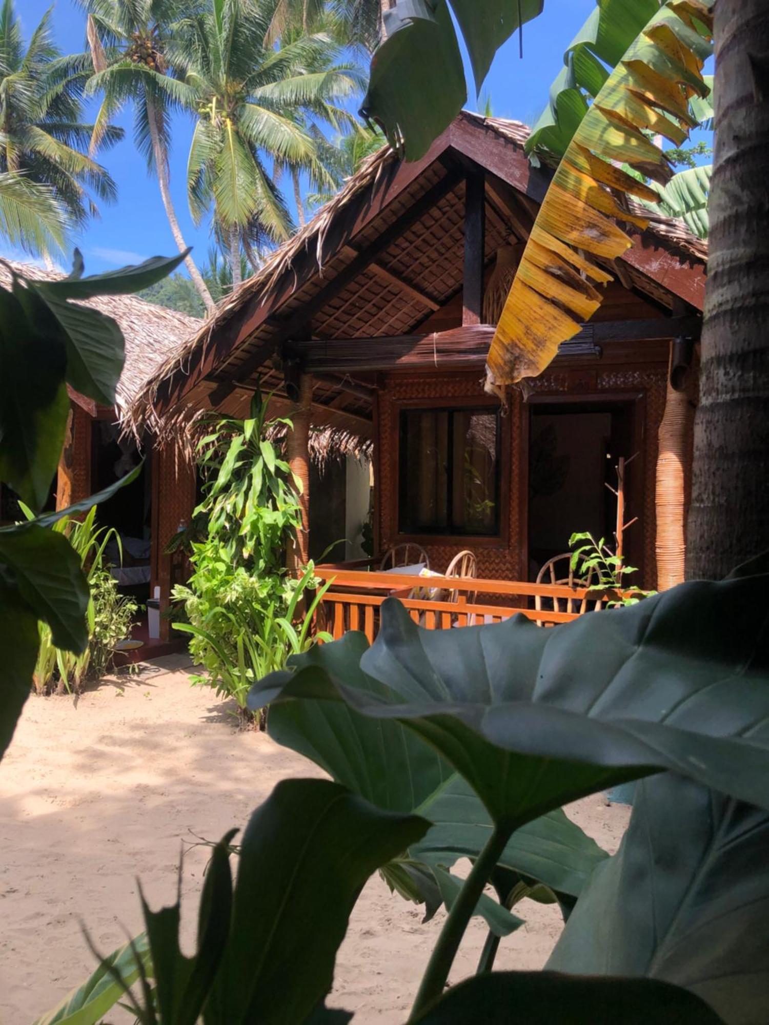 Zhaya's & Inn El Nido