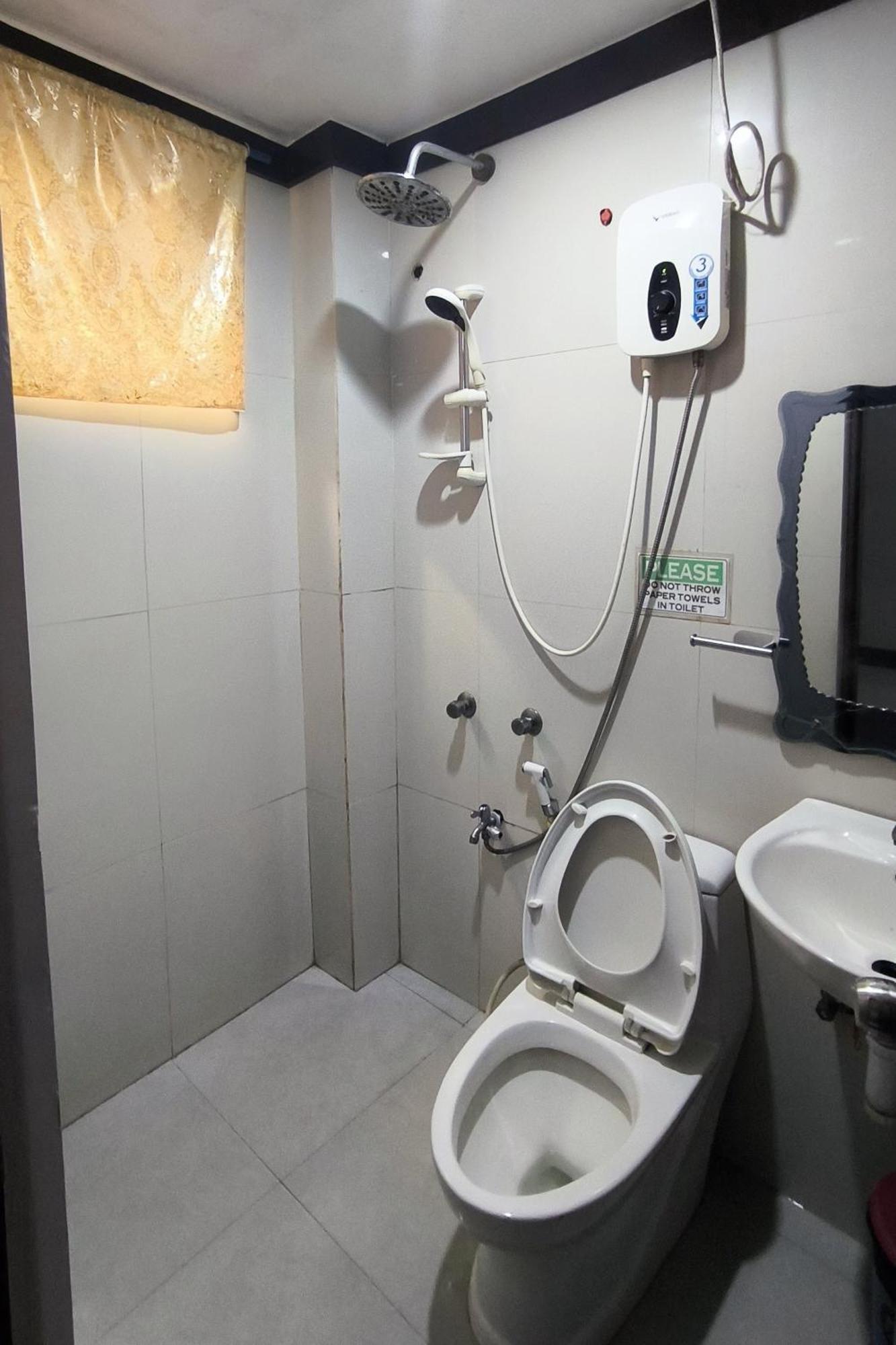 Jace's Travellers Inn El Nido