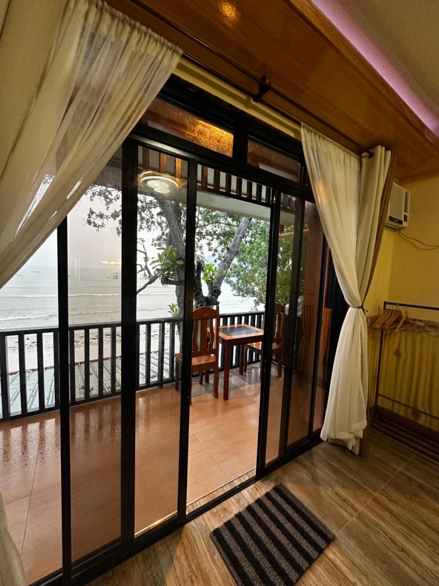 Guest house Fabregas *