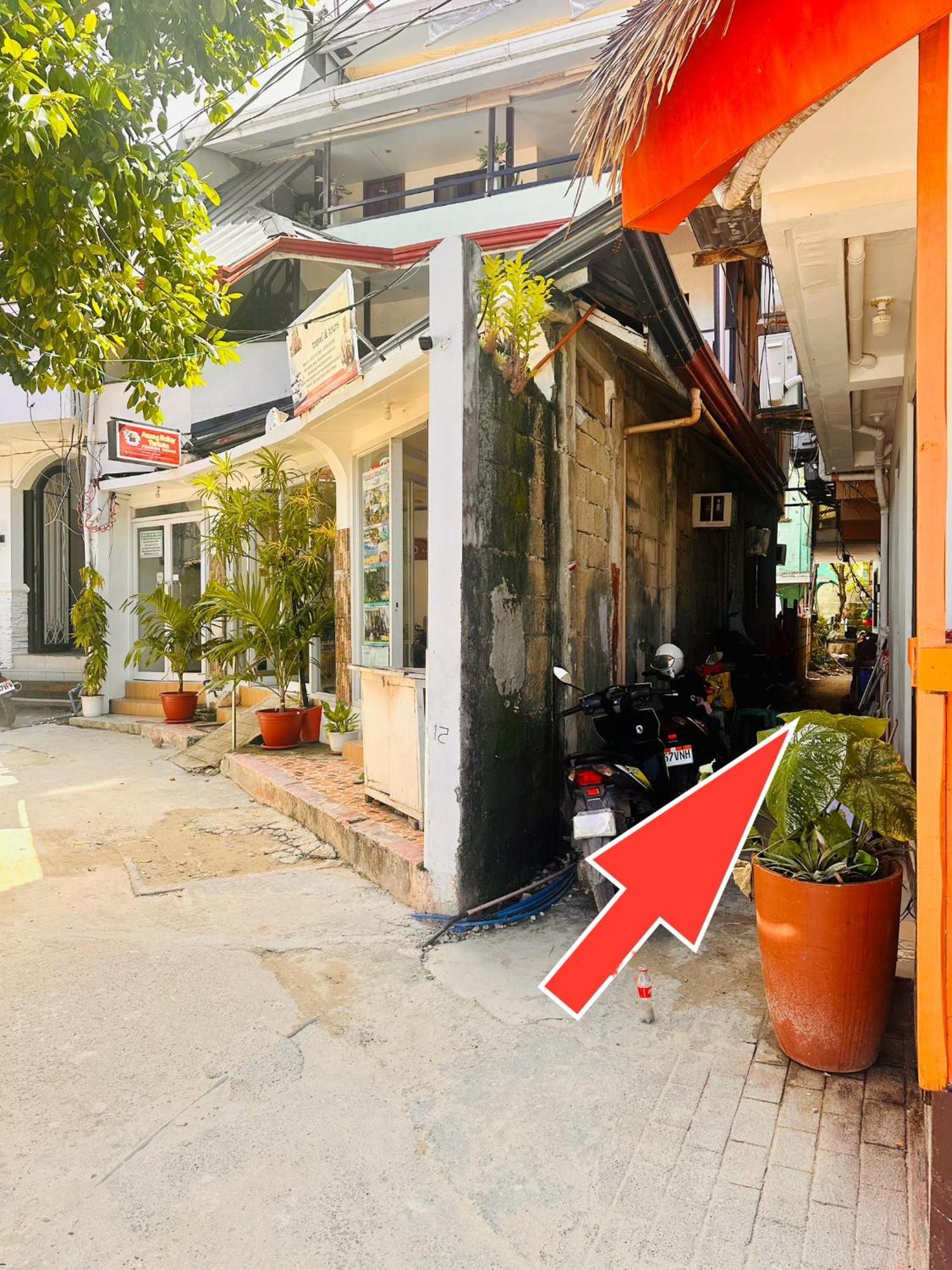 Hangout's Hostel El Nido