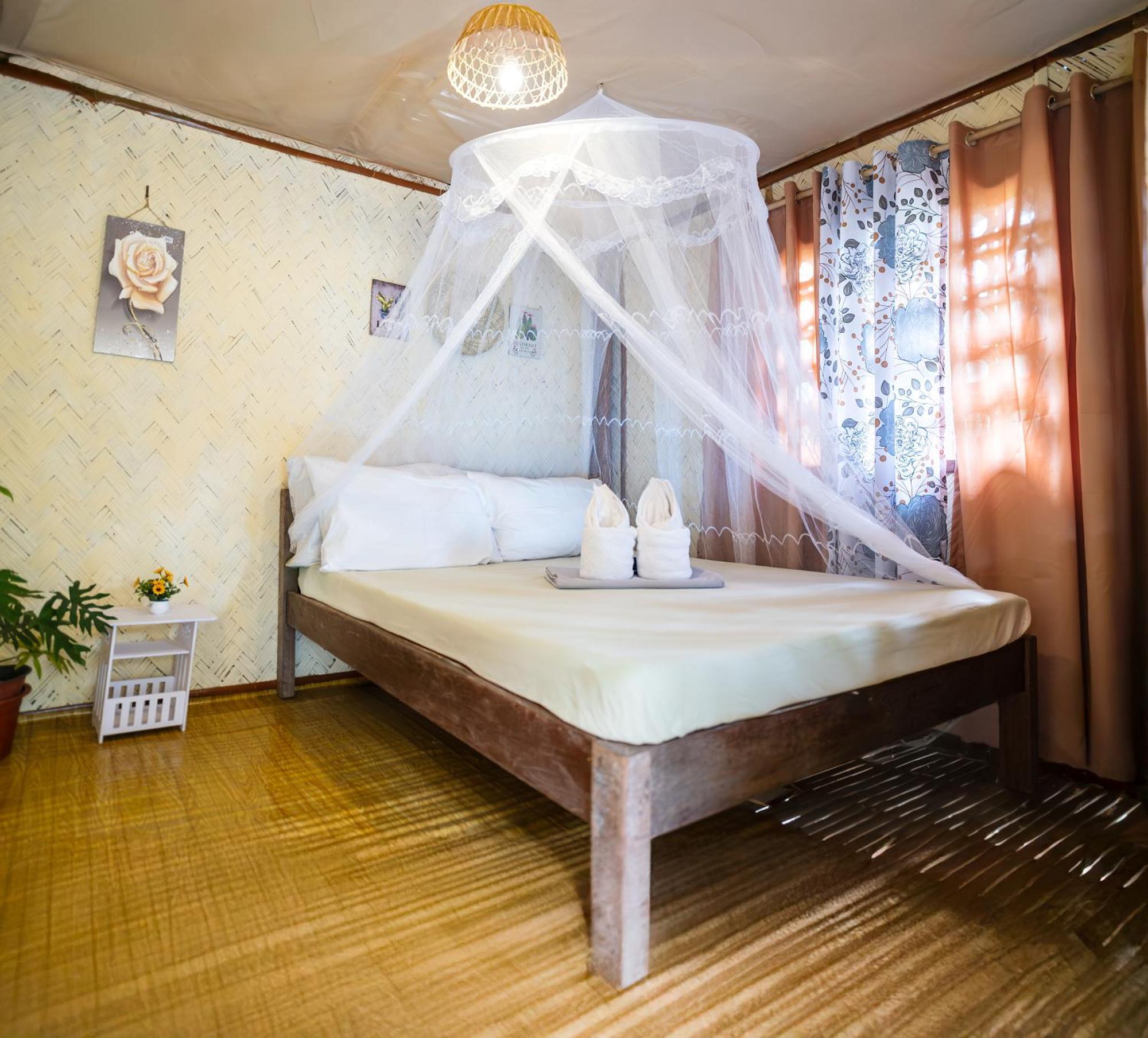 Femya Native House Homestay *