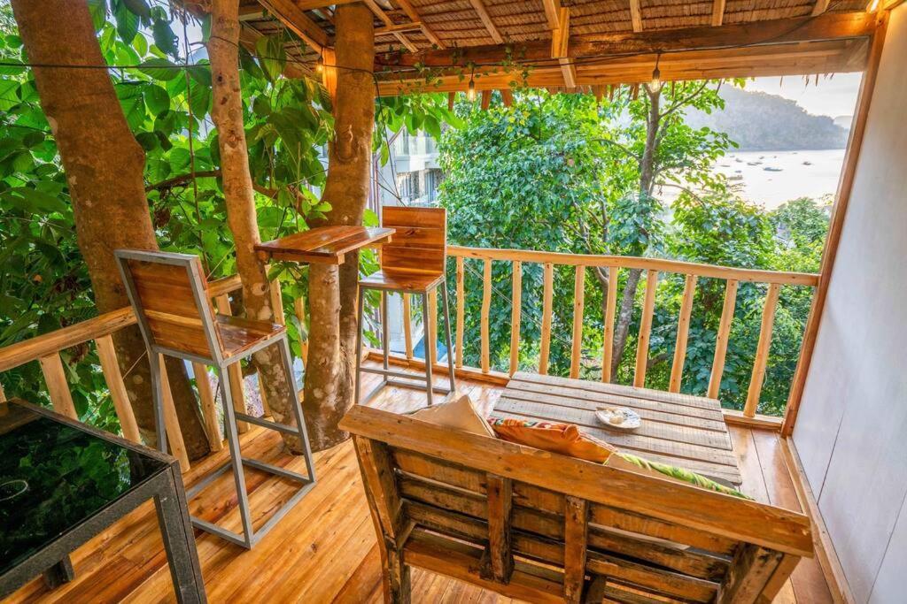 Bayview With Balcony Apartment El Nido