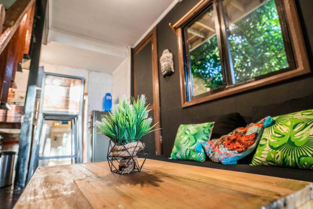 Bayview With Balcony Apartment