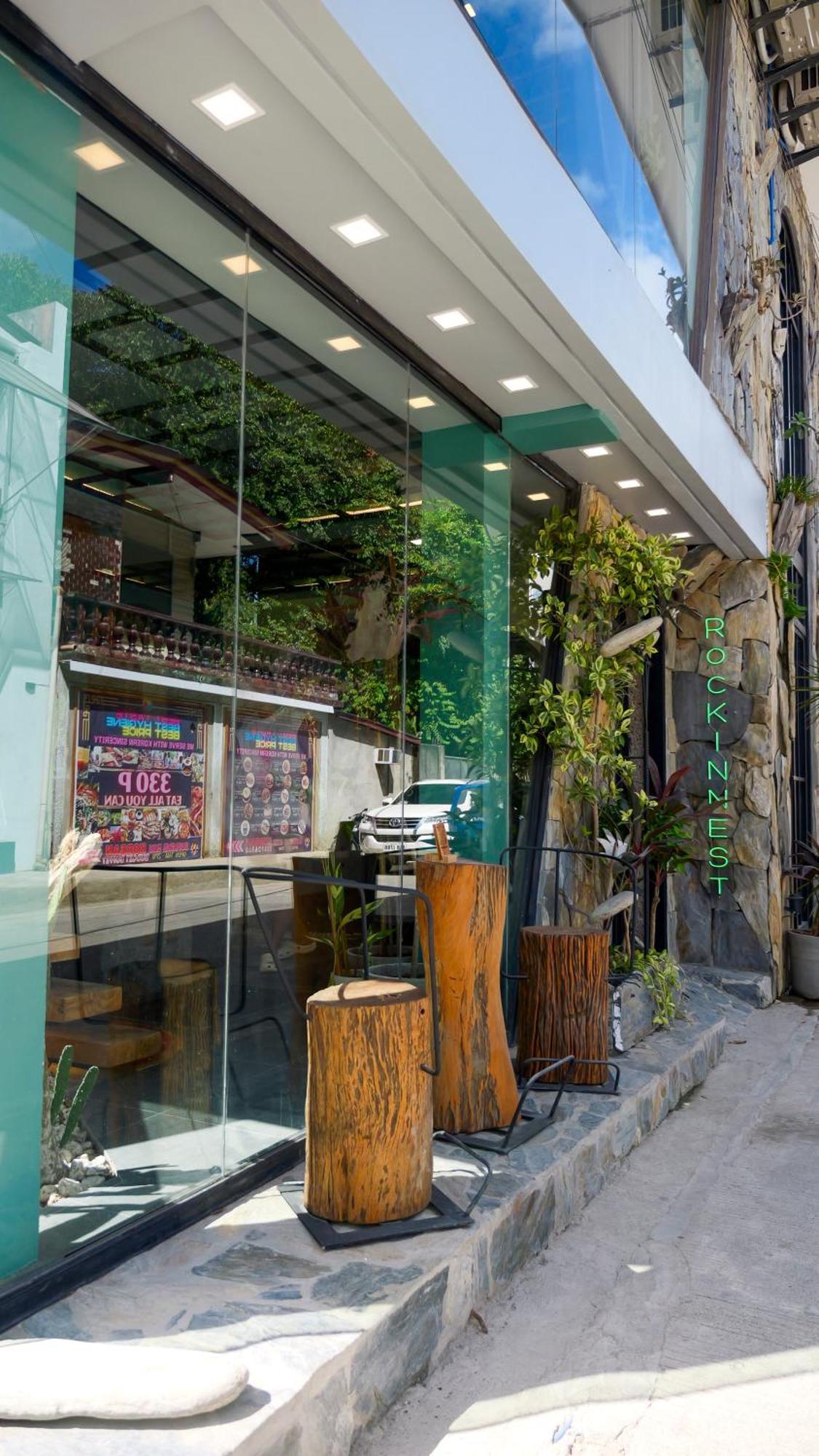 Hotel Rockinnest El Nido