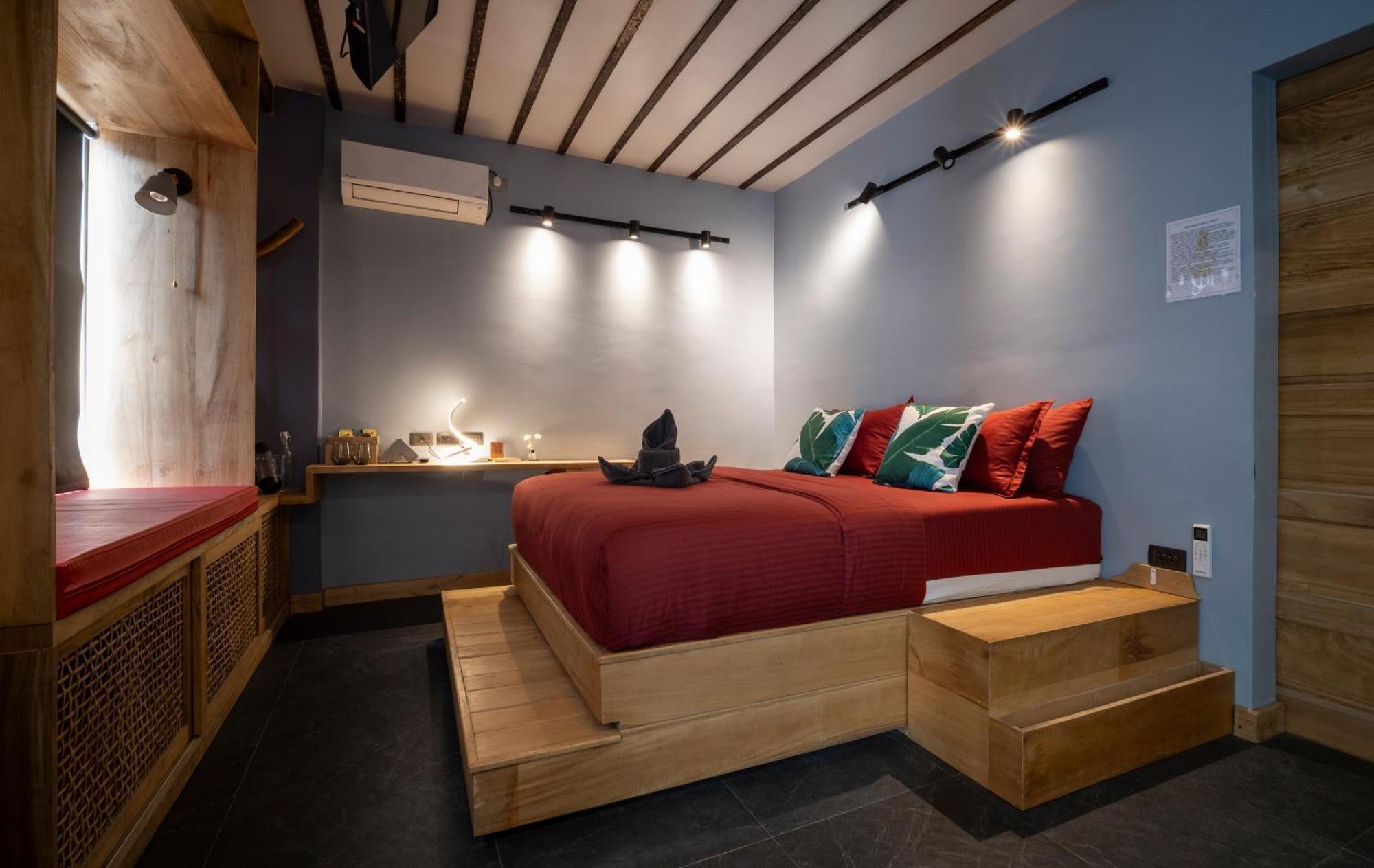 Rockinnest Hotel El Nido