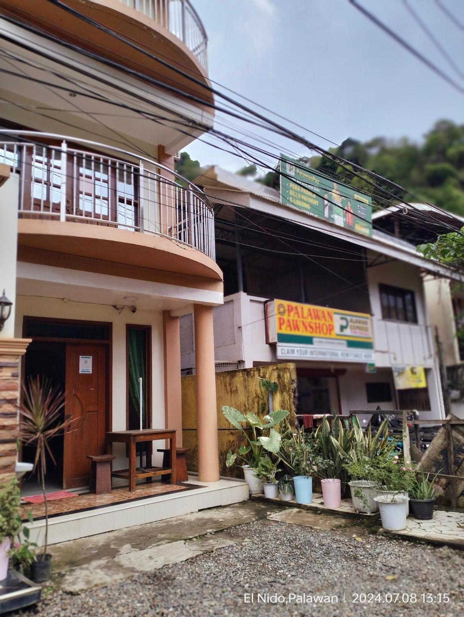 Buena's Haven Travelodge Guest house 2*