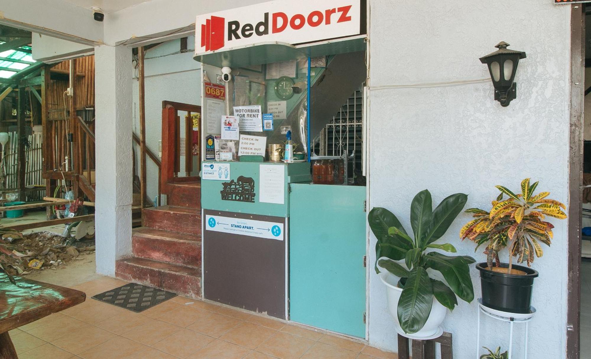 Hostel Reddoorz At Bunakidz Lodge El Nido Palawan