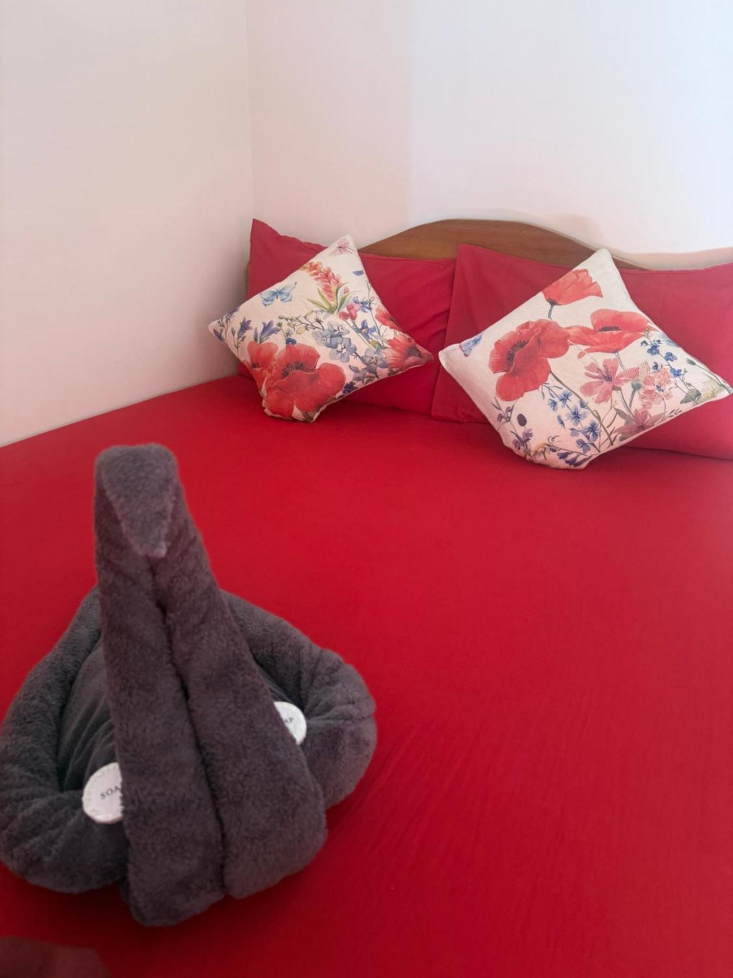 Lolo Bob's Bed & Breakfast 3*