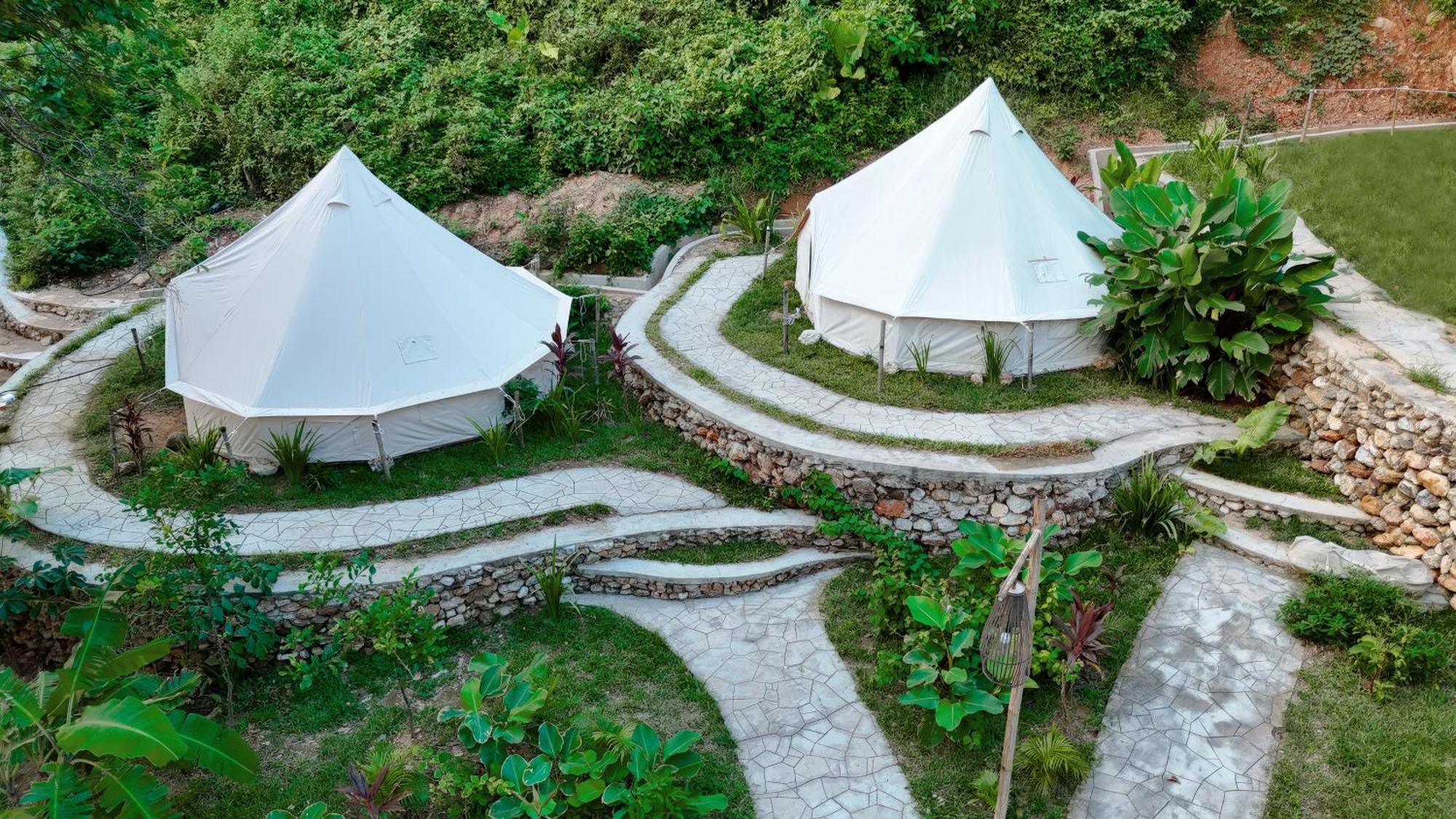 Parada Camp El Nido