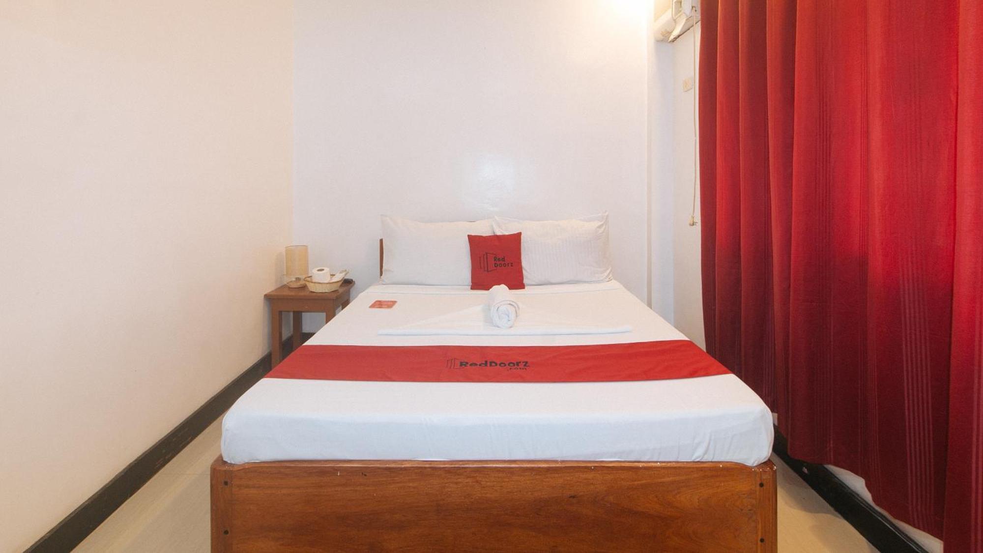 Reddoorz @ Lualhati Garden Palawan El Nido
