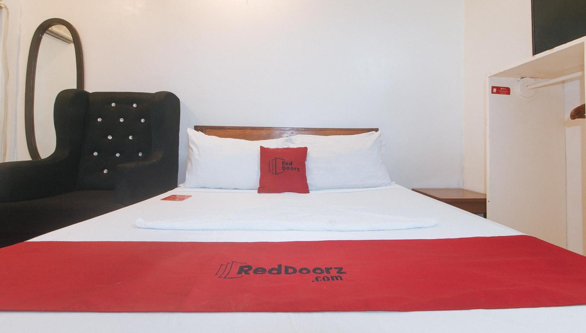 Reddoorz @ Lualhati Garden Palawan El Nido