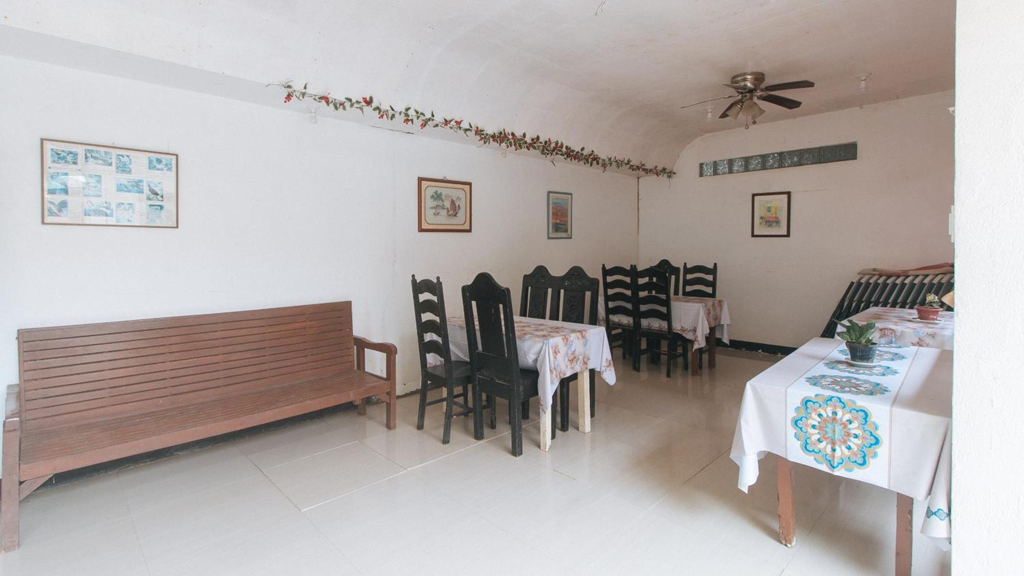 Reddoorz @ Lualhati Garden Palawan Hotel