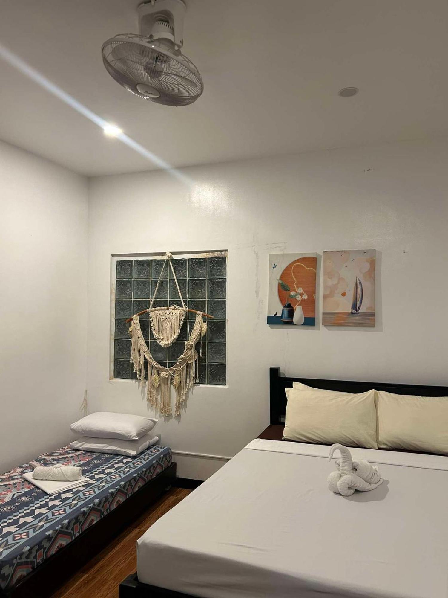 Seaslugs Travellers Inn El Nido
