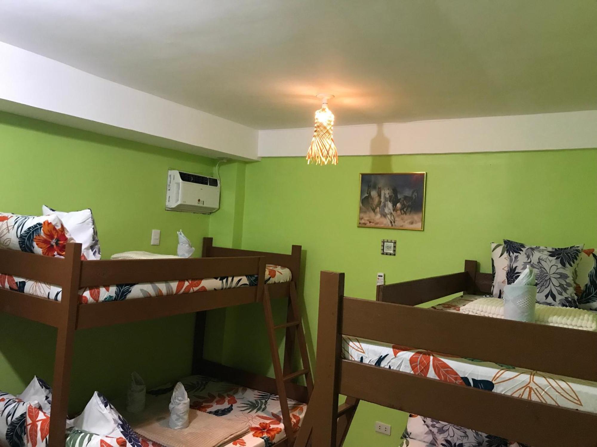 Elmo's Place * El Nido