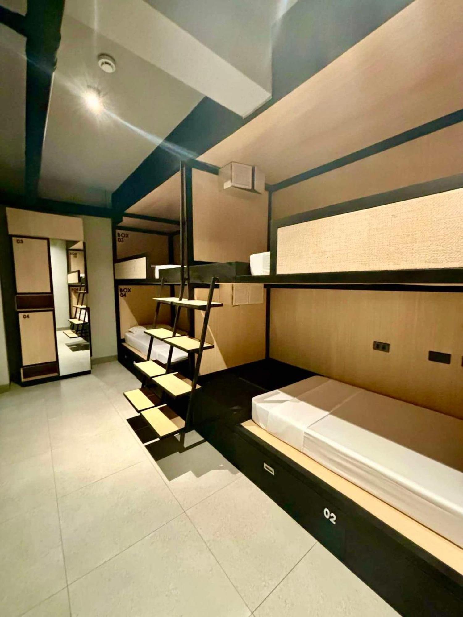 Maya Hostel *