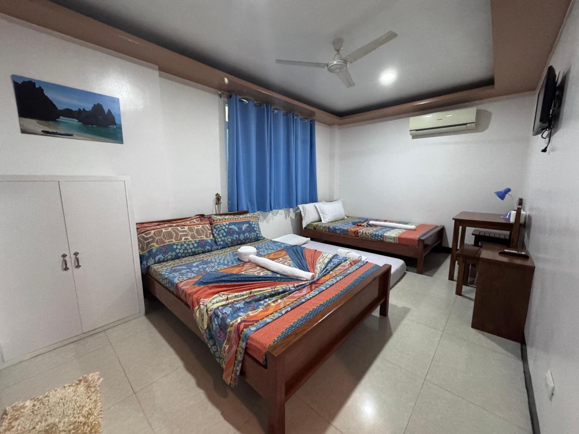 Buena's Haven Travelodge Guest house 2*