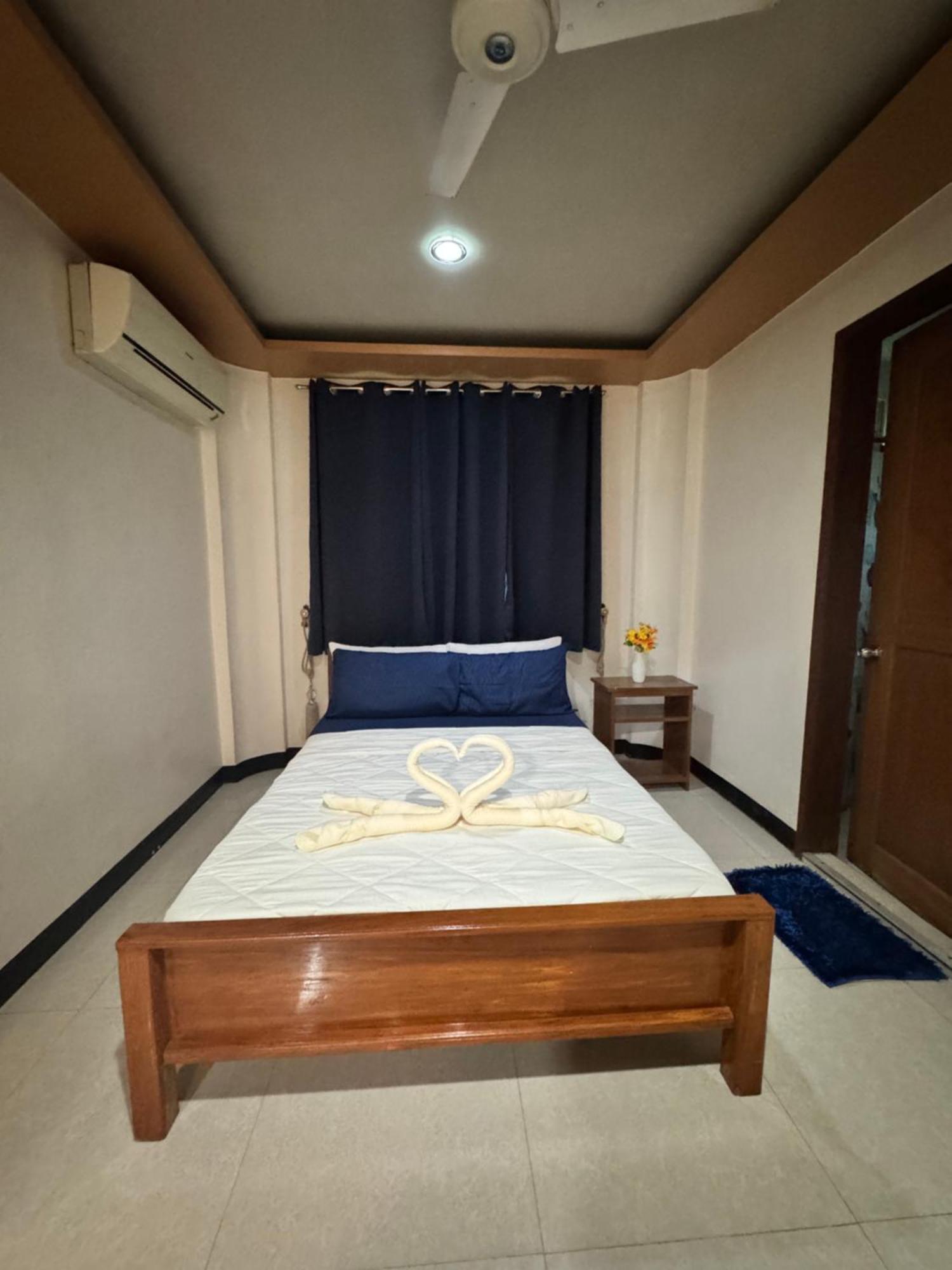 Buena's Haven Travelodge 2*