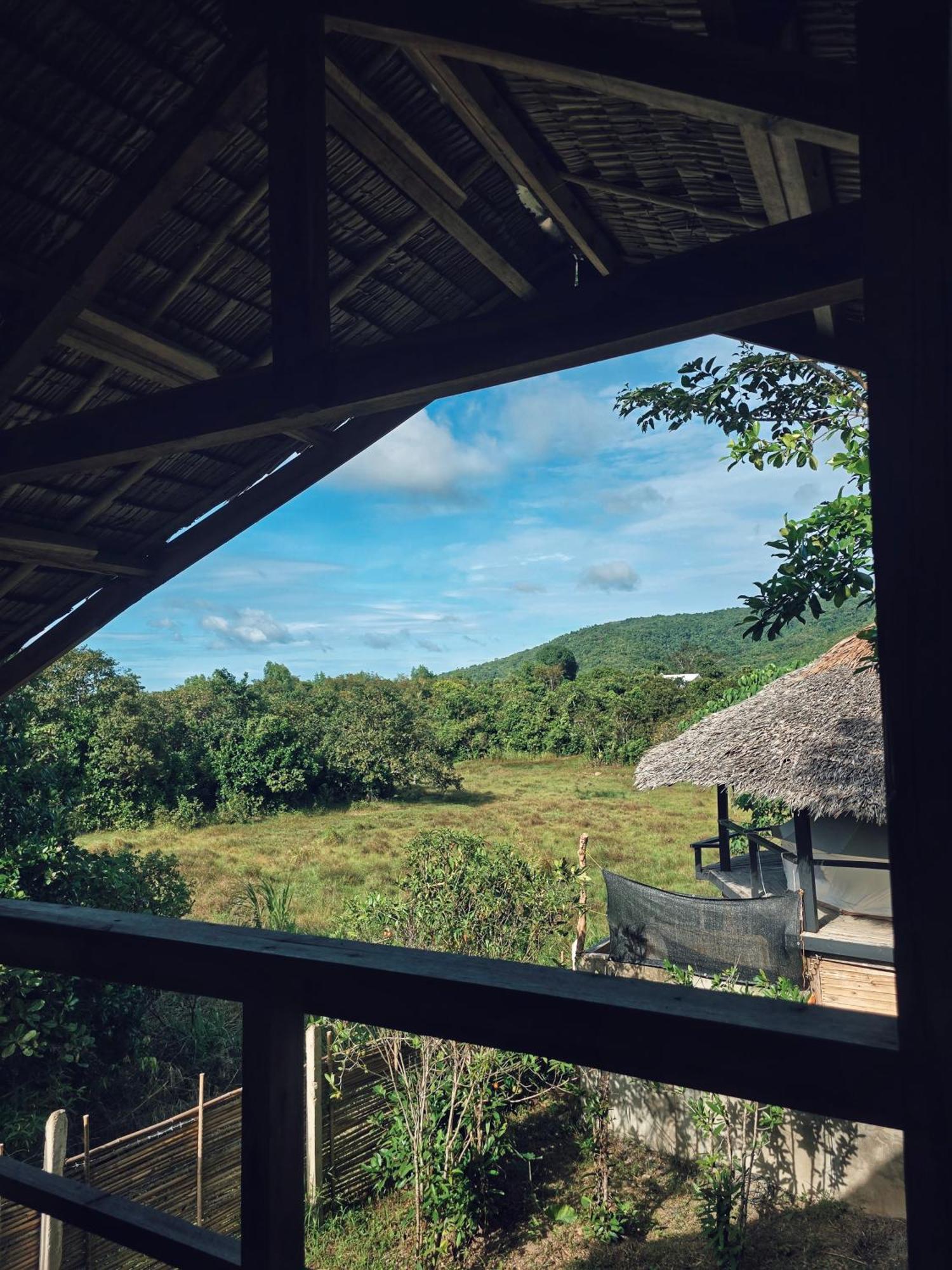 Glamping De Nacpan 2*