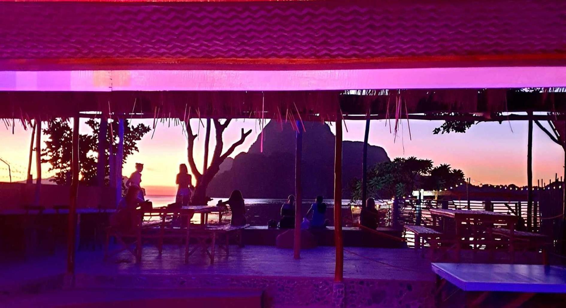 Hostel Oia - El Nido