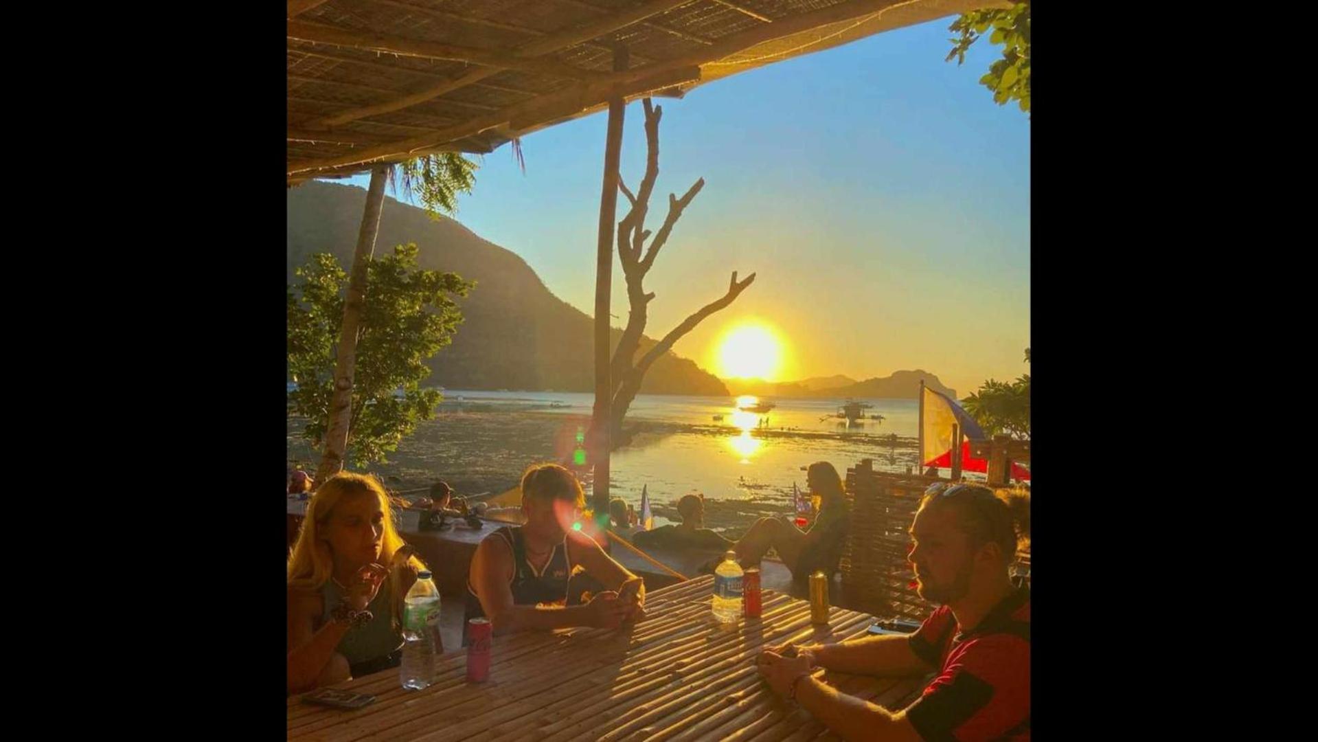 Oia - * El Nido