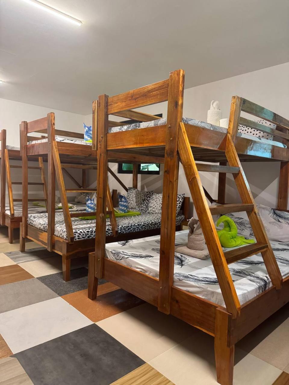 Bed & Breakfast Aquaholik Bunk Bed