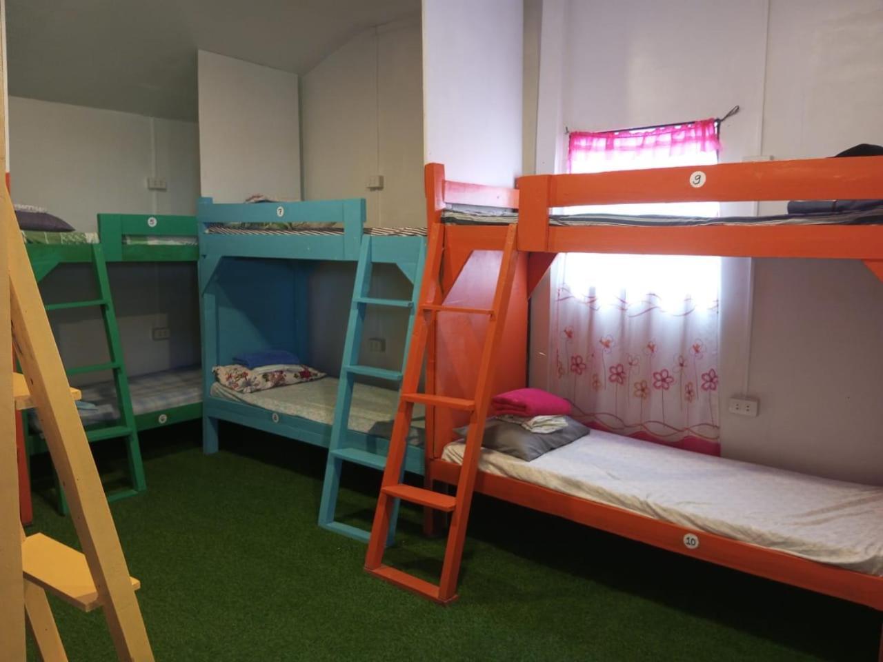 Budget Bed Sunvalley Ostello *