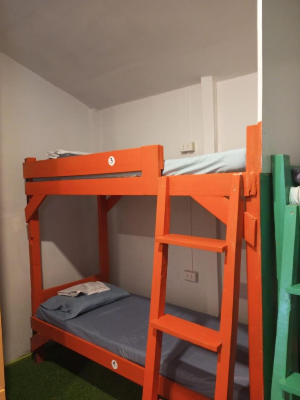 Budget Bed Sunvalley * El Nido