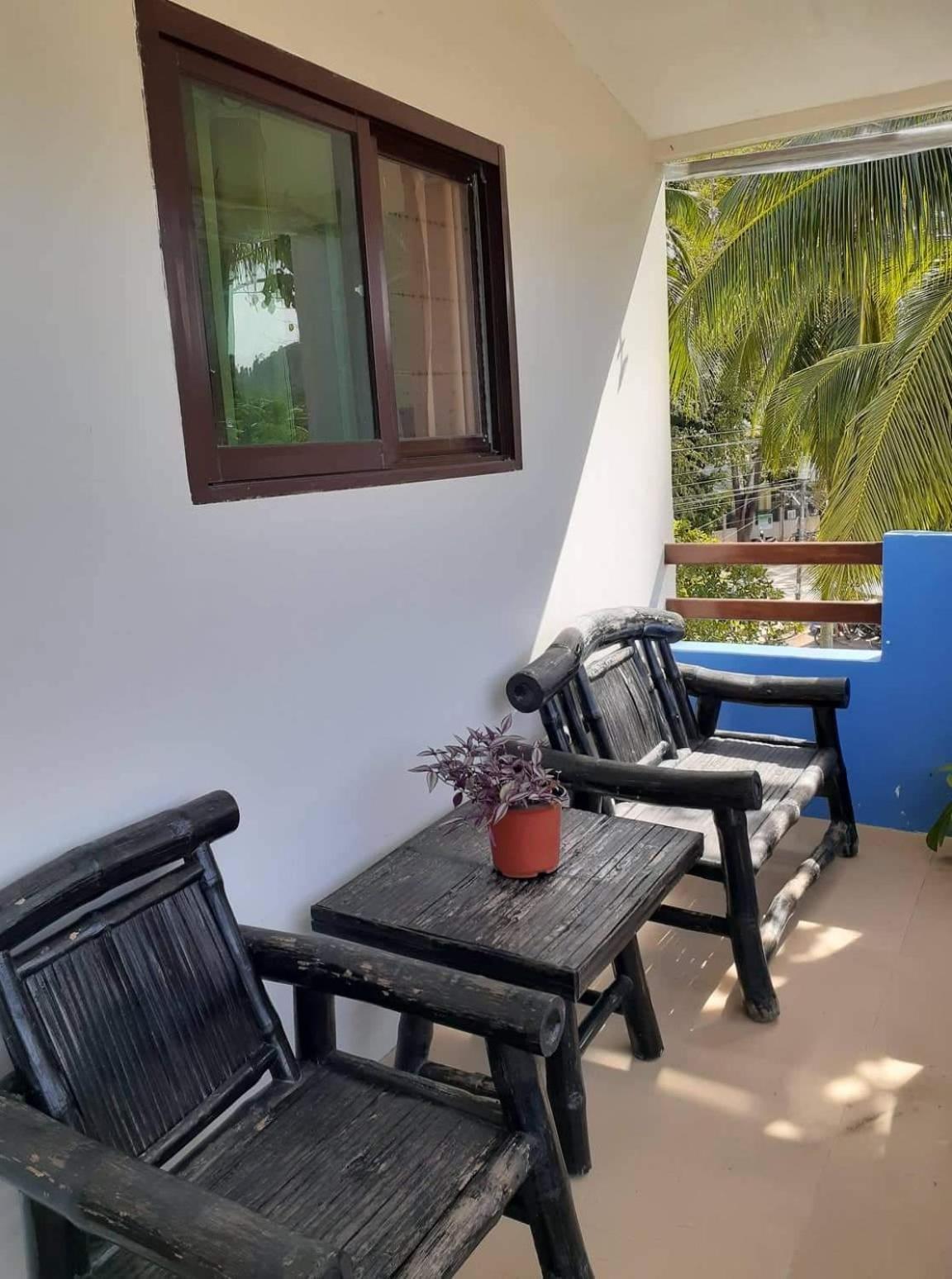 Island Hop Inn El Nido