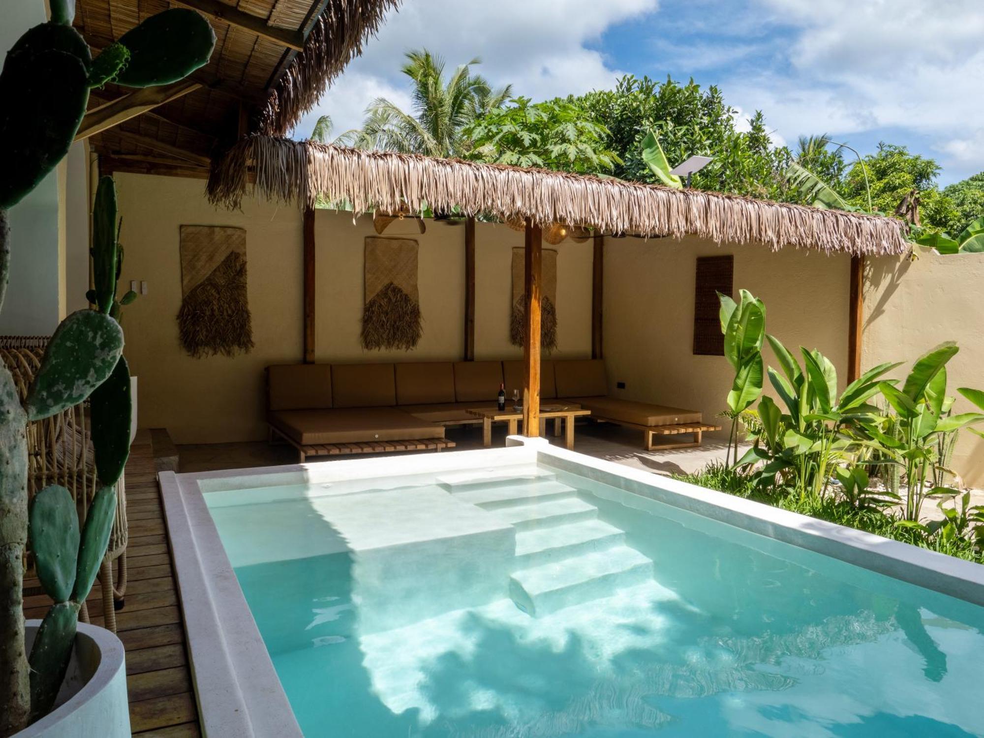 Dilaw Villa *