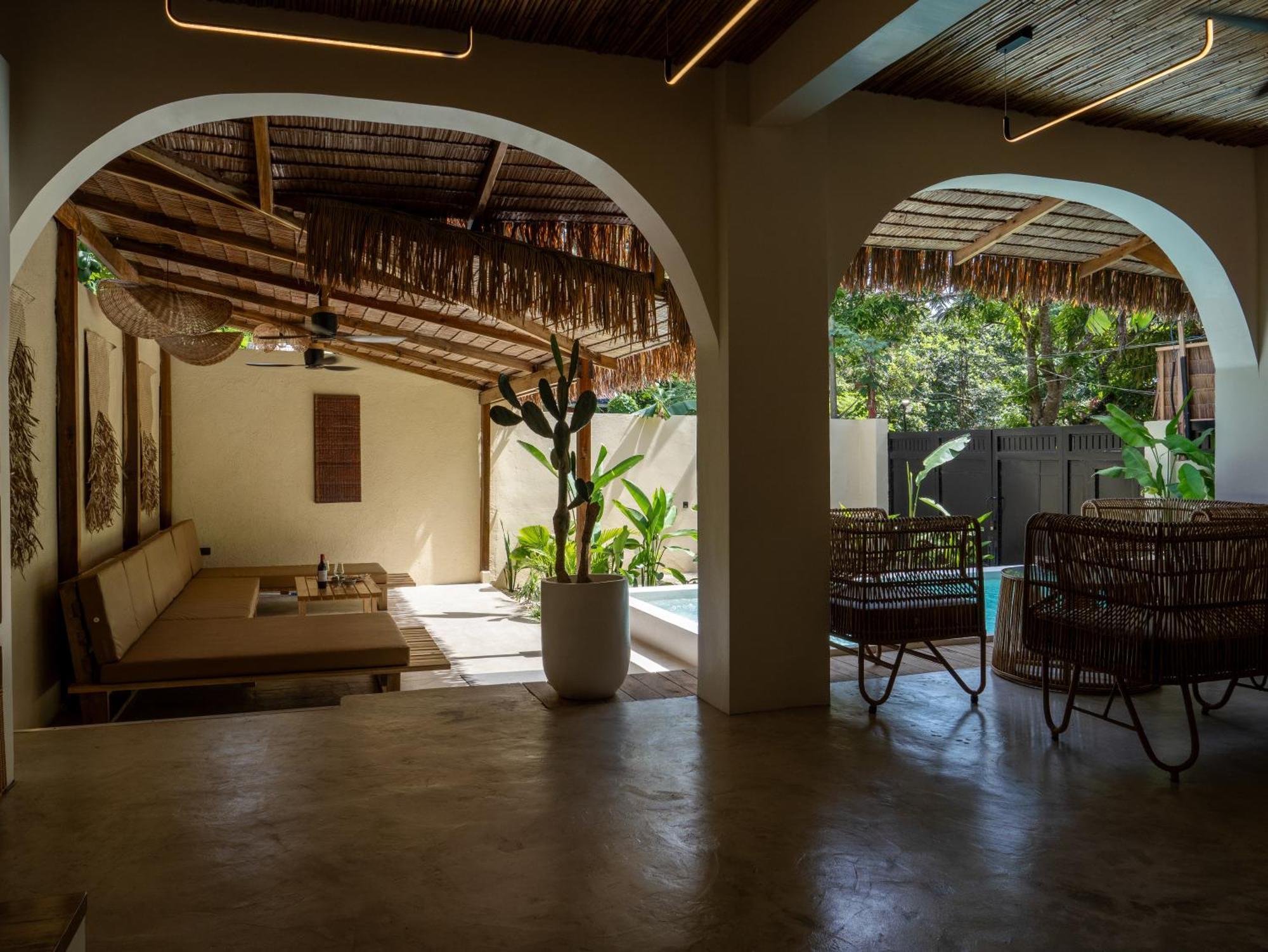 Villa Dilaw *