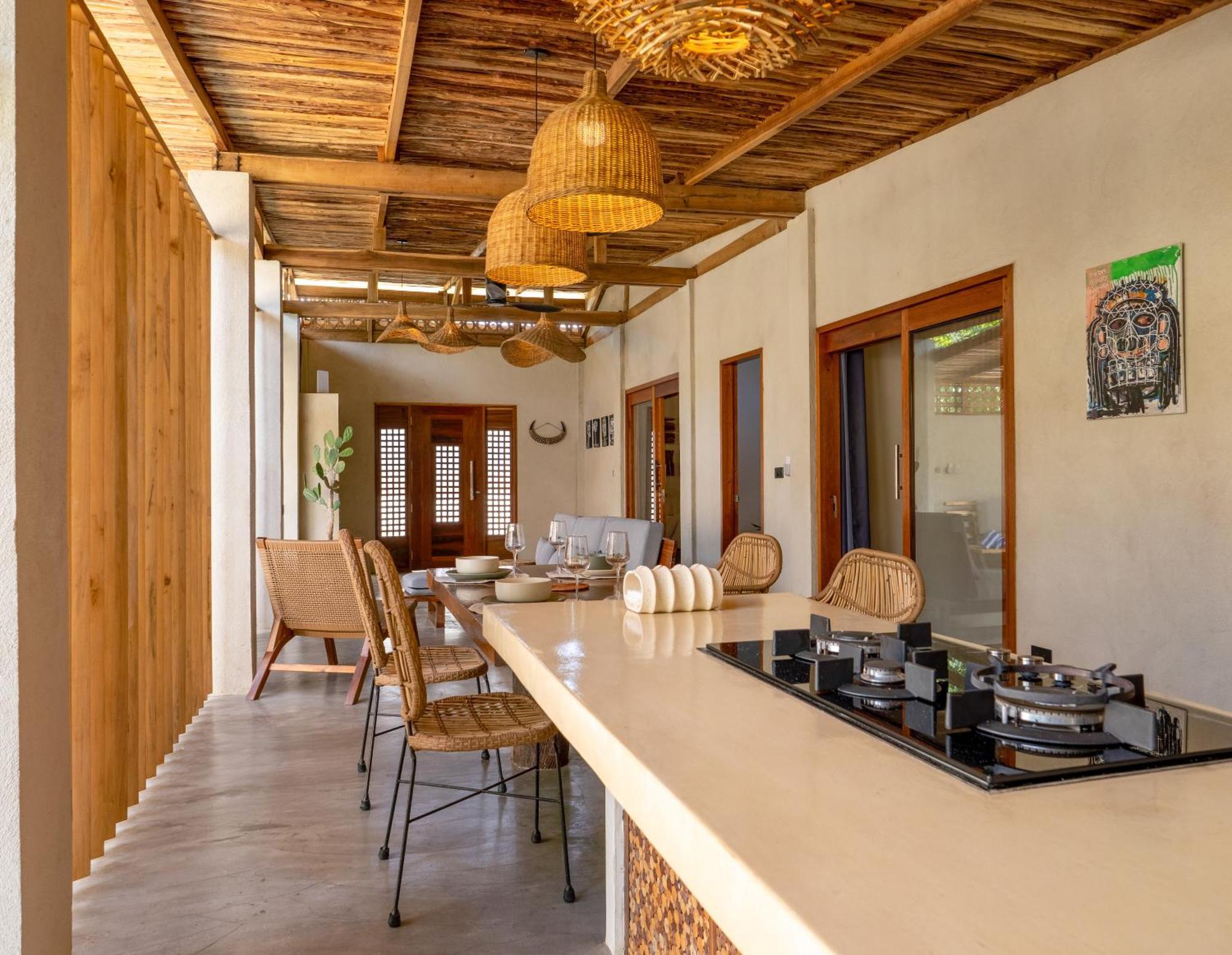 Elegant With Private Pool *